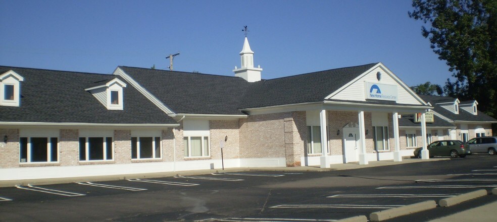 26221 Southfield Rd, Lathrup Village, MI à louer - Photo du bâtiment - Image 2 de 5