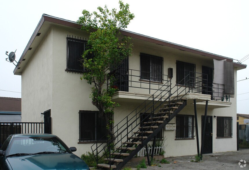 5119 Long Beach Ave, Los Angeles, CA à louer - Photo du bâtiment - Image 3 de 9