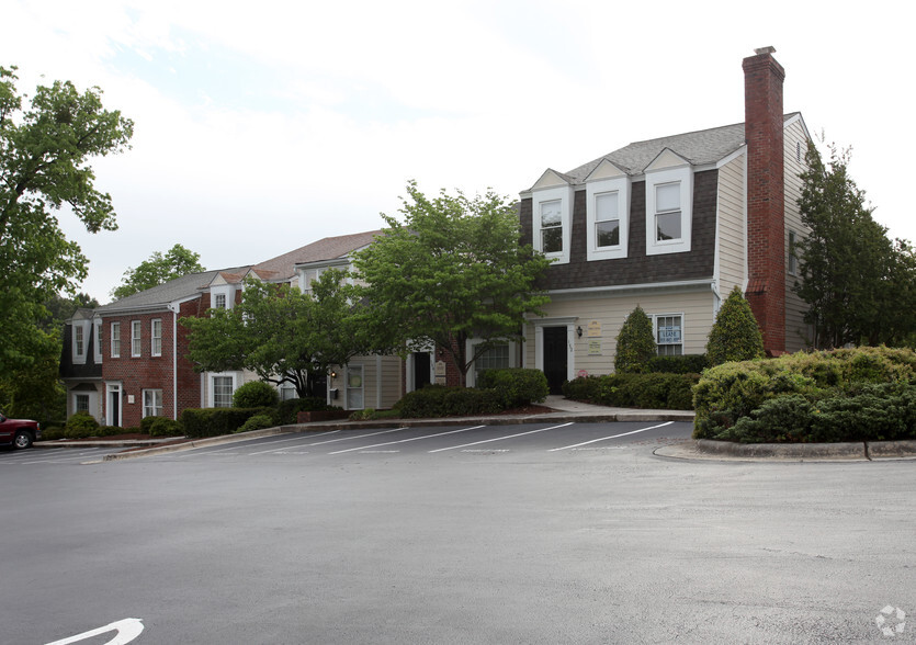 154-200 Mine Lake Ct, Raleigh, NC à louer - Photo principale - Image 1 de 10