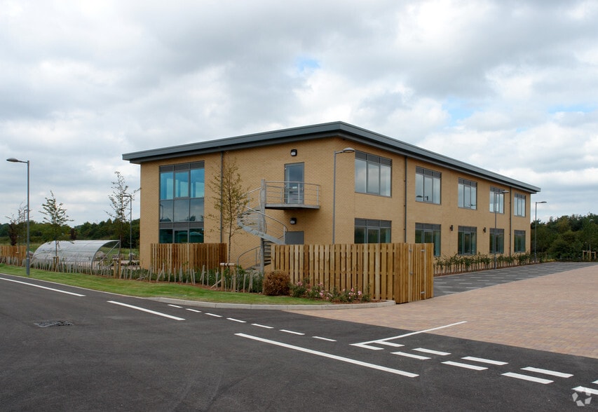 H2 Harlequin Office Park, Bristol for lease - Building Photo - Image 3 of 5