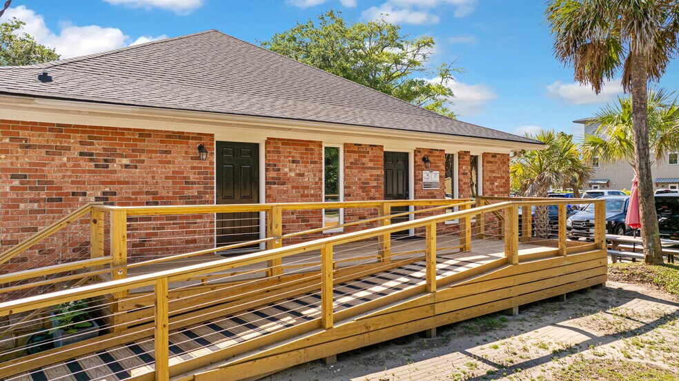 924 Tall Pine Rd, Mount Pleasant, SC à vendre - Photo du bâtiment - Image 1 de 28