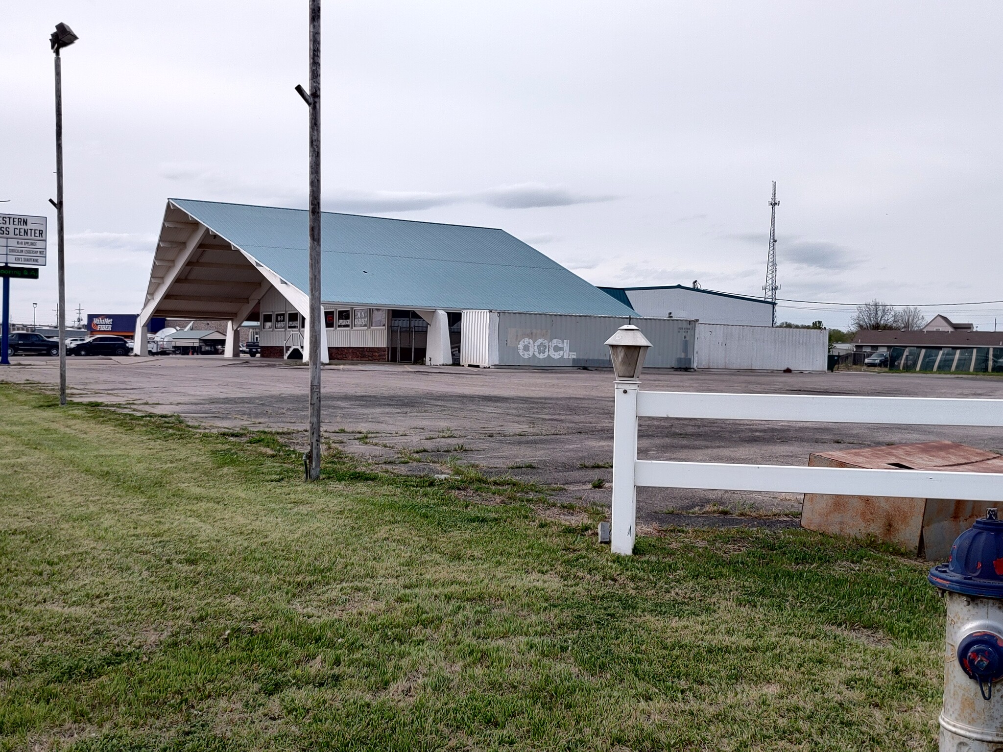 2910 W US Highway 50, Emporia, KS for sale Building Photo- Image 1 of 1