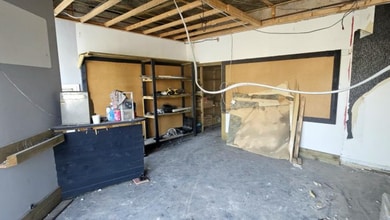 10-12 Wargrave Rd, Newton Le Willows for lease Interior Photo- Image 2 of 5