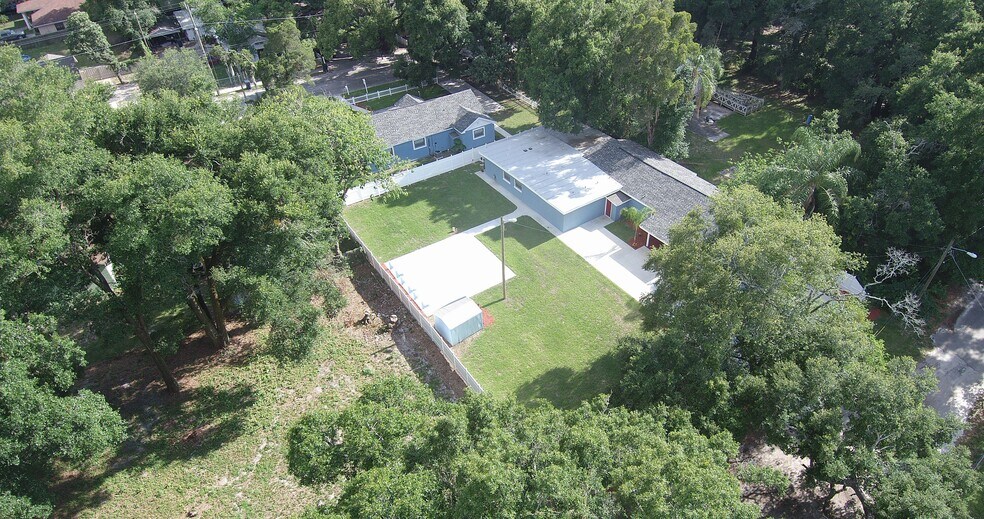 1920 E Osborne Ave, Tampa, FL à vendre - Photo du bâtiment - Image 3 de 30