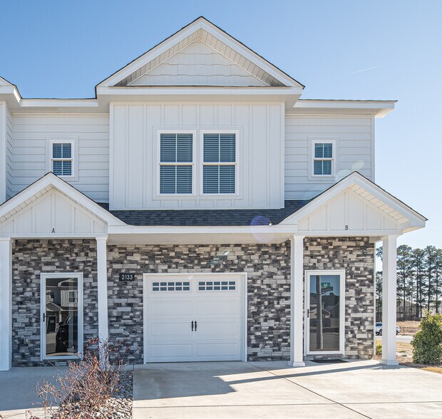 Cobblestone N Kali Lane portefeuille de 1 propriétés à vendre sur LoopNet.ca - Photo du bâtiment - Image 3 de 38
