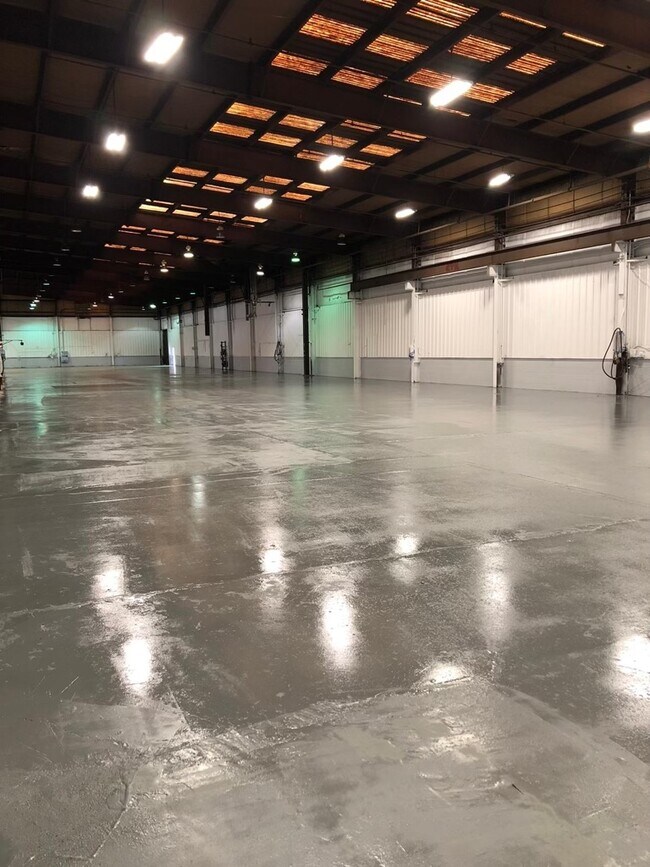 More details for 417 N Arch St, Milton, PA - Industrial for Lease