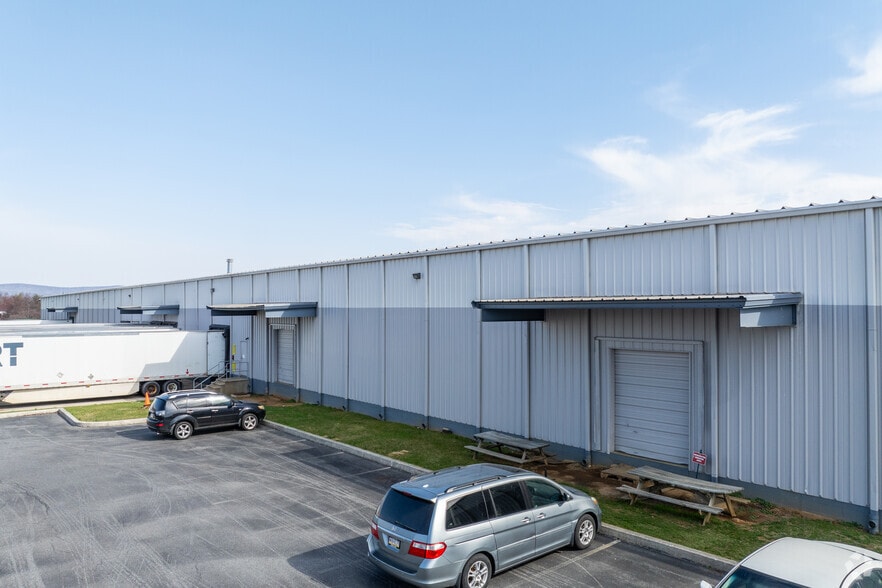 1627 Ritner Hwy, Carlisle, PA for lease - Building Photo - Image 3 of 10