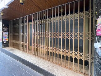 Plus de détails pour Multi-résidentiel à vendre