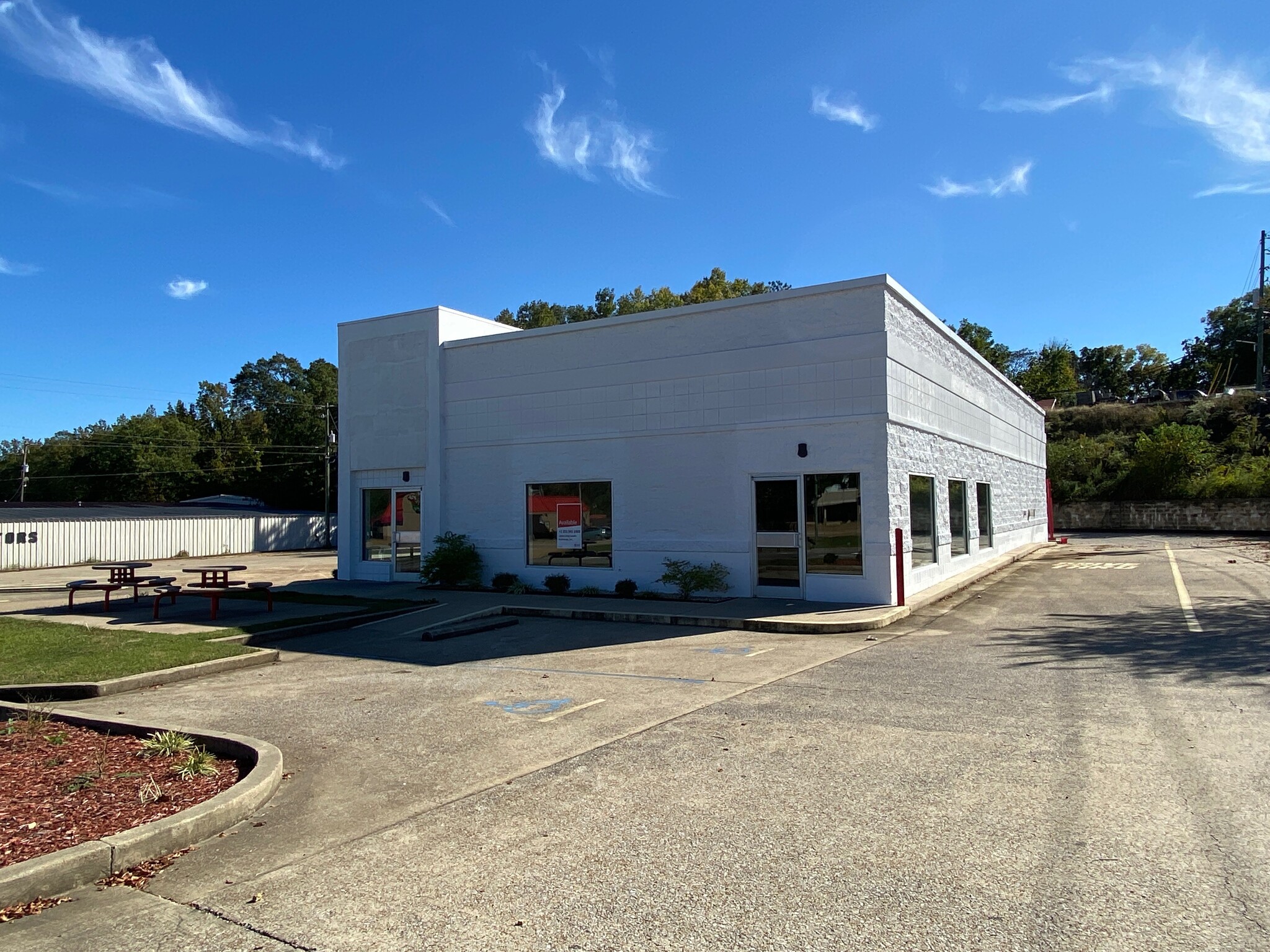 246 Bexar Ave E, Hamilton, AL for lease Primary Photo- Image 1 of 6