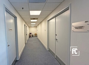 2100 SE Ocean Blvd, Stuart, FL for lease Interior Photo- Image 1 of 6