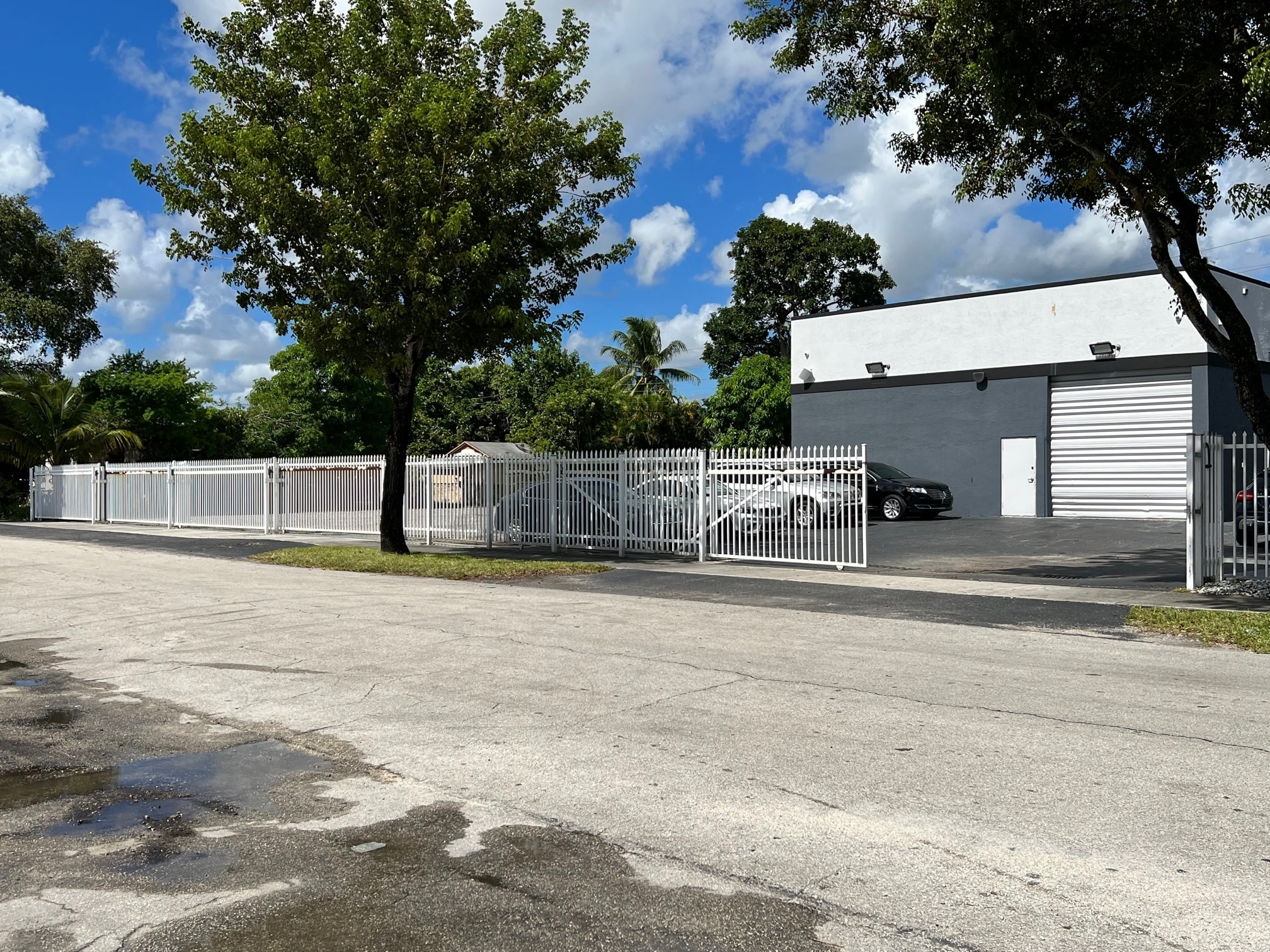 6009 Dawson St, Hollywood, FL for lease Building Photo- Image 1 of 19