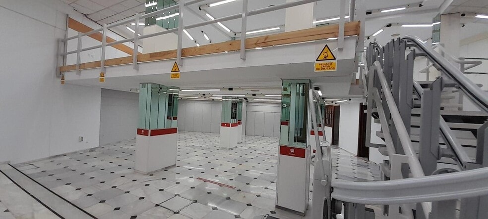 Retail in Córdoba, Córdoba for sale - Building Photo - Image 3 of 39