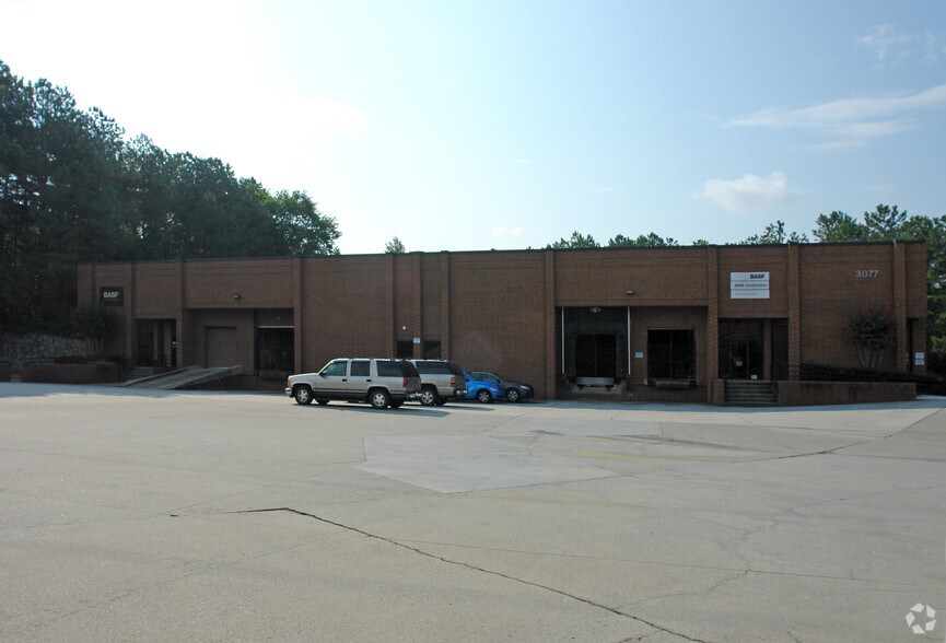 3077 Oakcliff Industrial St, Doraville, GA à louer - Photo du bâtiment - Image 3 de 3