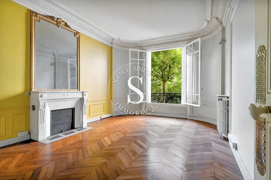 Bureau dans Paris à vendre - Photo du bâtiment - Image 3 de 16