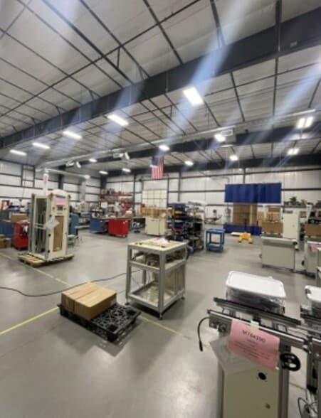 265 Ewing Dr, Rustburg, VA for lease - Interior Photo - Image 3 of 3