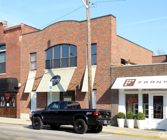 908 Westfield Blvd, Indianapolis, IN for sale - Building Photo - Image 2 of 2