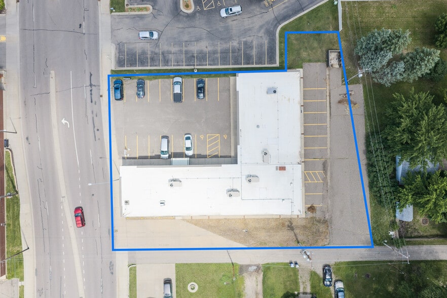 30 25th Ave S, Saint Cloud, MN for sale - Building Photo - Image 3 of 5