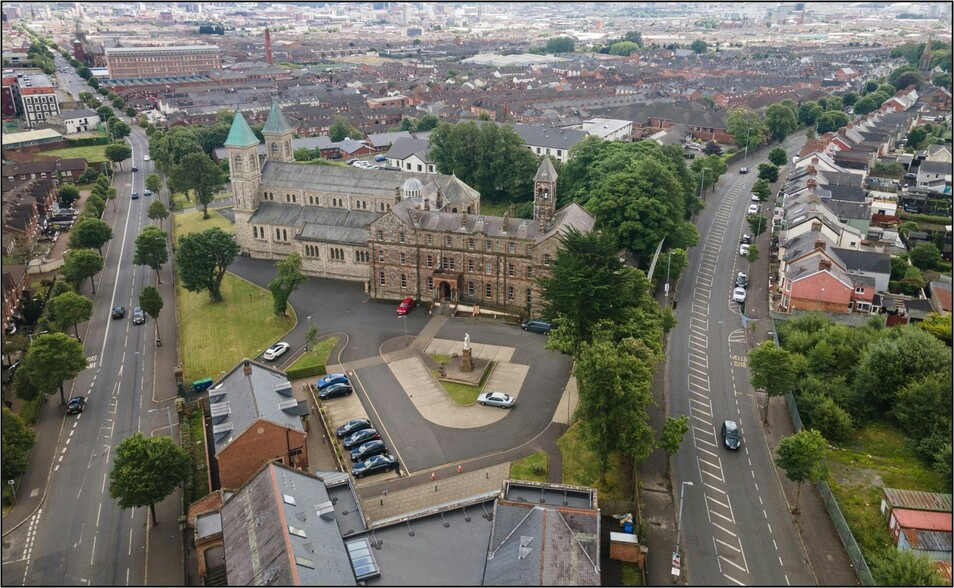 432 Crumlin Rd, Belfast à vendre - Photo du bâtiment - Image 2 de 4