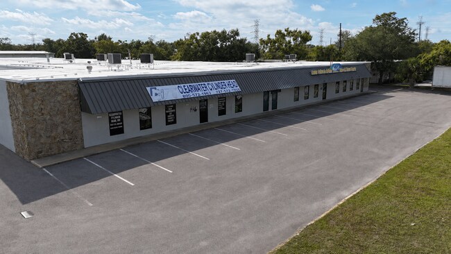 Plus de détails pour 5100 Ulmerton Rd, Clearwater, FL - Local d'activités, Industriel à louer