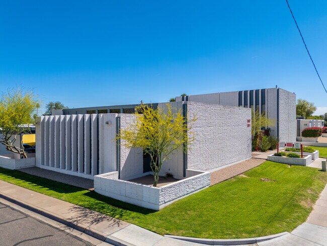 More details for 3811 N 24th St, Phoenix, AZ - Office for Lease