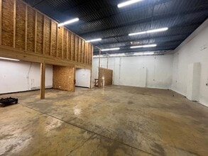 86 Tomlinson Rd, Huntingdon Valley, PA for lease Interior Photo- Image 2 of 8