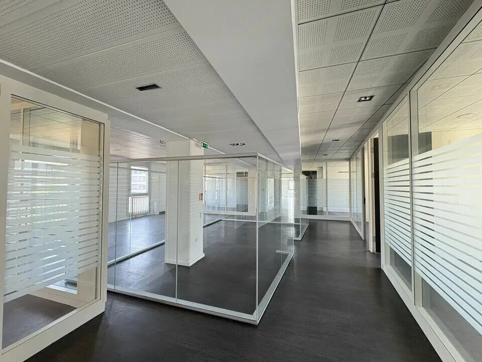 Bureau dans Villeurbanne à louer Photo intérieure- Image 1 de 15