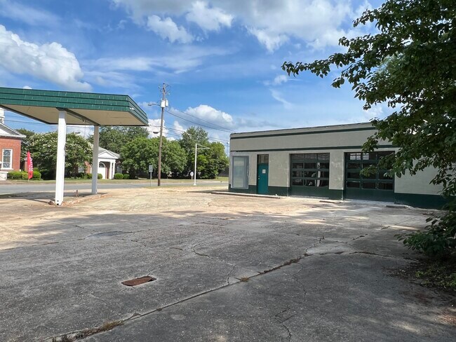 More details for 101 W 3rd Ave, Buena Vista, GA - Retail for Lease