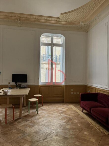 Bureau dans Bordeaux à louer - Photo du bâtiment - Image 3 de 4