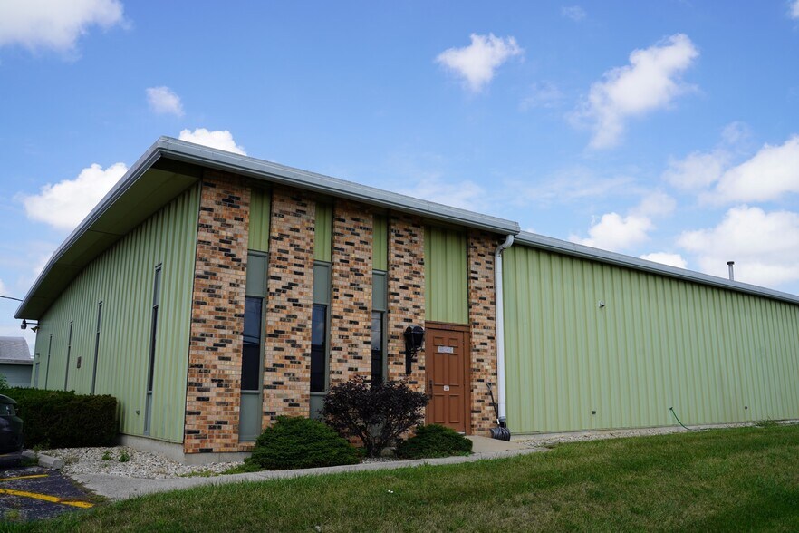444 W Coliseum Blvd, Fort Wayne, IN à vendre - Photo du bâtiment - Image 3 de 8