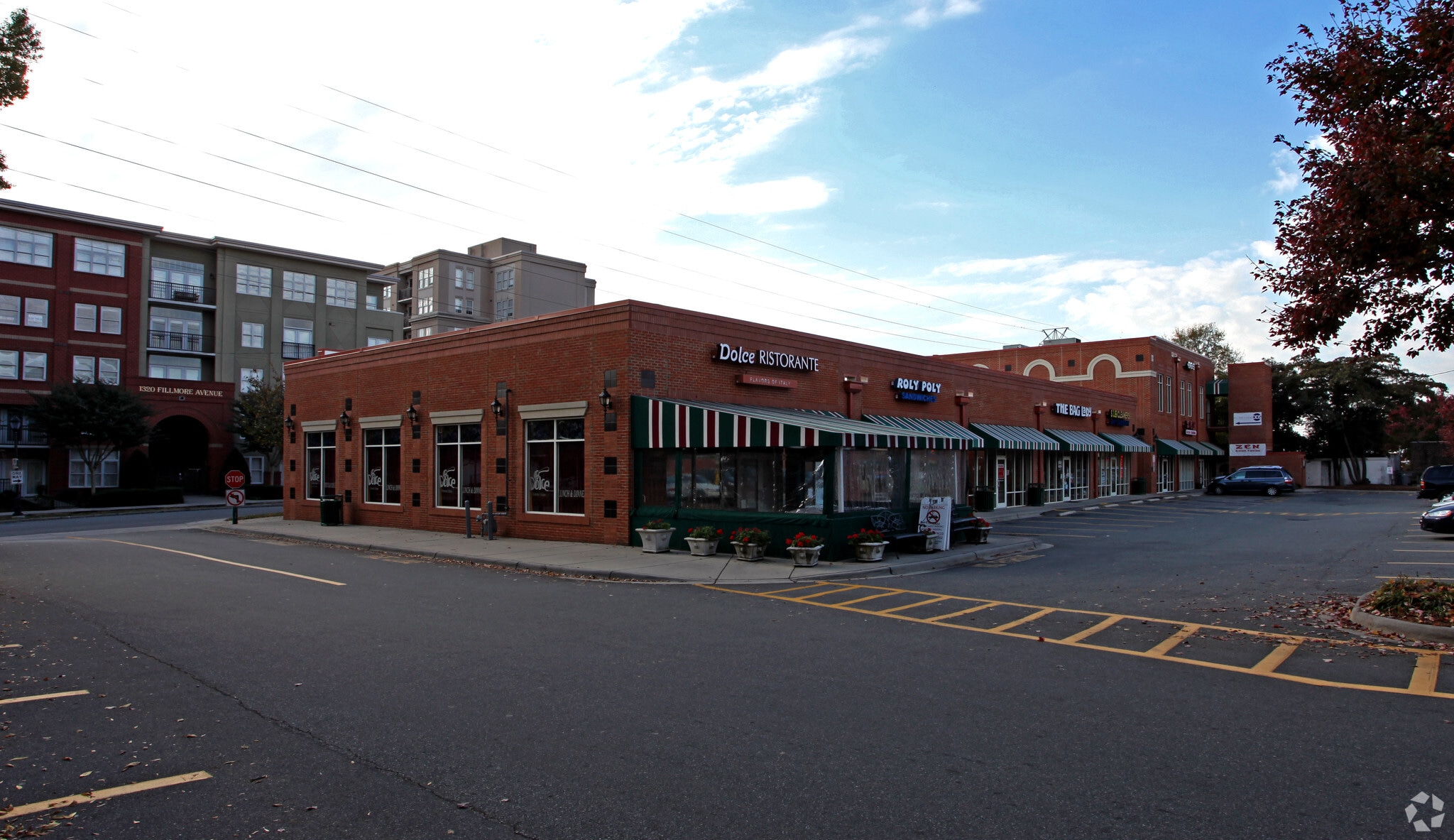 1710 Kenilworth Ave, Charlotte, NC for lease Primary Photo- Image 1 of 5