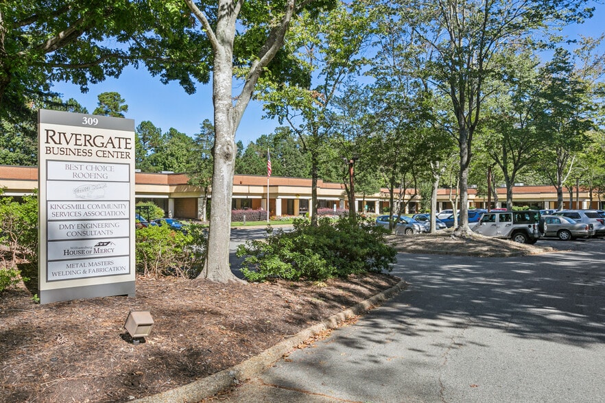 309 McLaws Cir, Williamsburg, VA for lease - Building Photo - Image 3 of 11