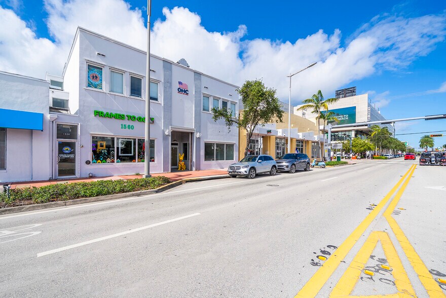 1558 Alton Rd, Miami Beach, FL à vendre - Photo du bâtiment - Image 2 de 29