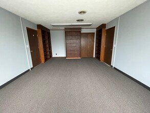 655 A St, Springfield, OR for lease Interior Photo- Image 2 of 8