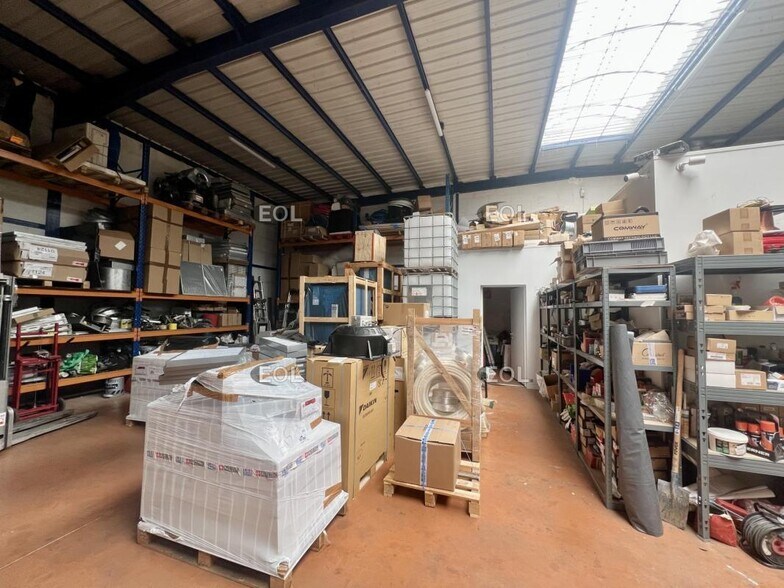Office in Villepinte for lease - Interior Photo - Image 2 of 7