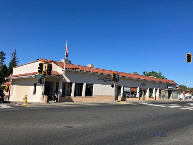 Plus de détails pour 22 Boyes Blvd, Boyes Hot Springs, CA - Commerce de détail à vendre