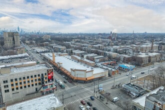 3913-3999 W Madison St, Chicago, IL - Aérien  Vue de la carte