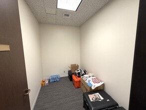 11726 San Vicente Blvd, Los Angeles, CA for lease Interior Photo- Image 2 of 5