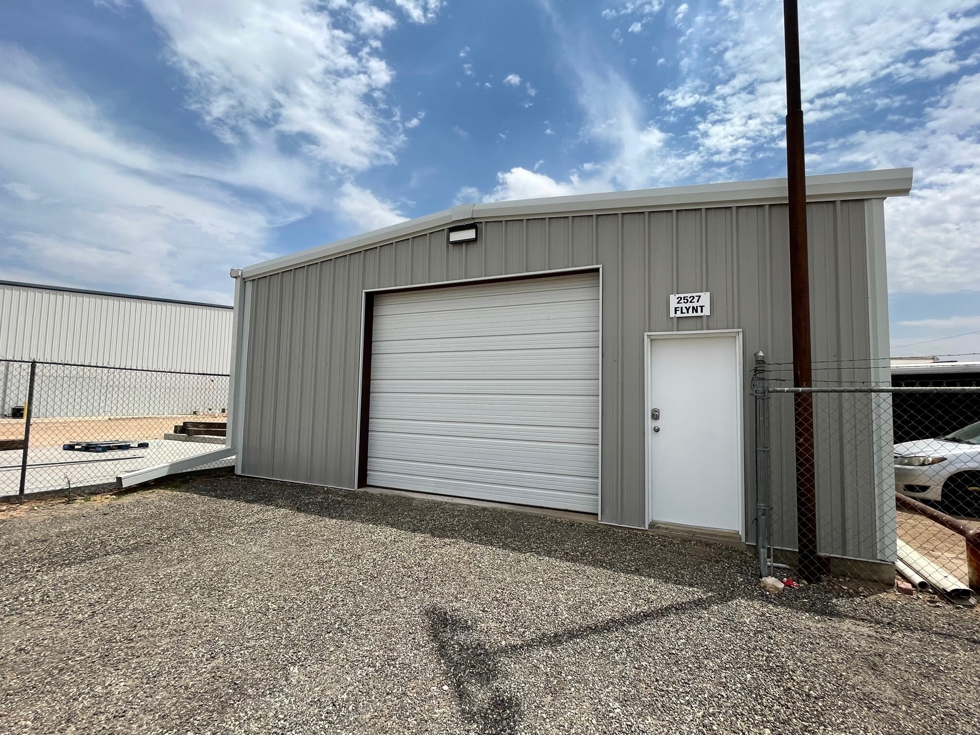 2527 Flynt, Midland, TX for lease Primary Photo- Image 1 of 7