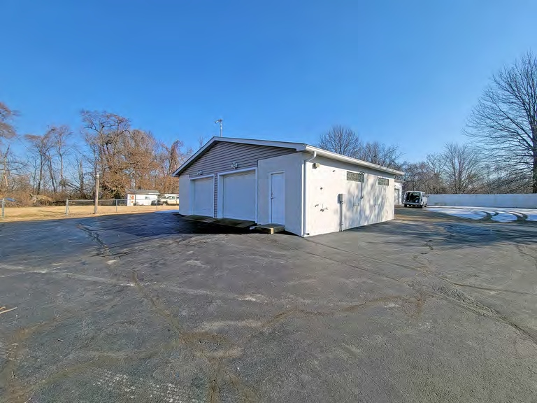 8044 N Illinois St, Caseyville, IL for sale - Building Photo - Image 2 of 20