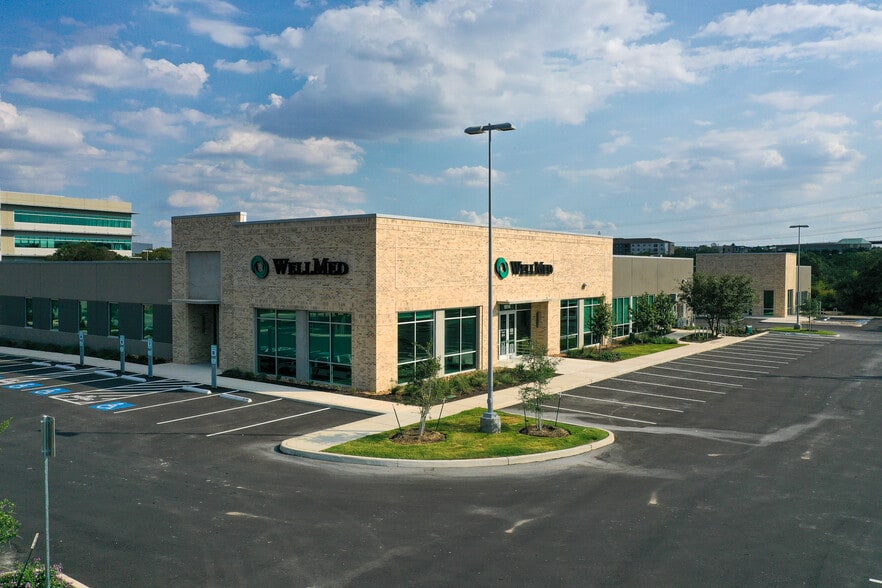 19106 N Highway 281, San Antonio, TX for lease - Building Photo - Image 3 of 6