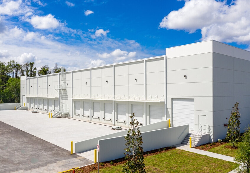 3401 Mercy Star Ct, Orlando, FL for lease - Building Photo - Image 3 of 10