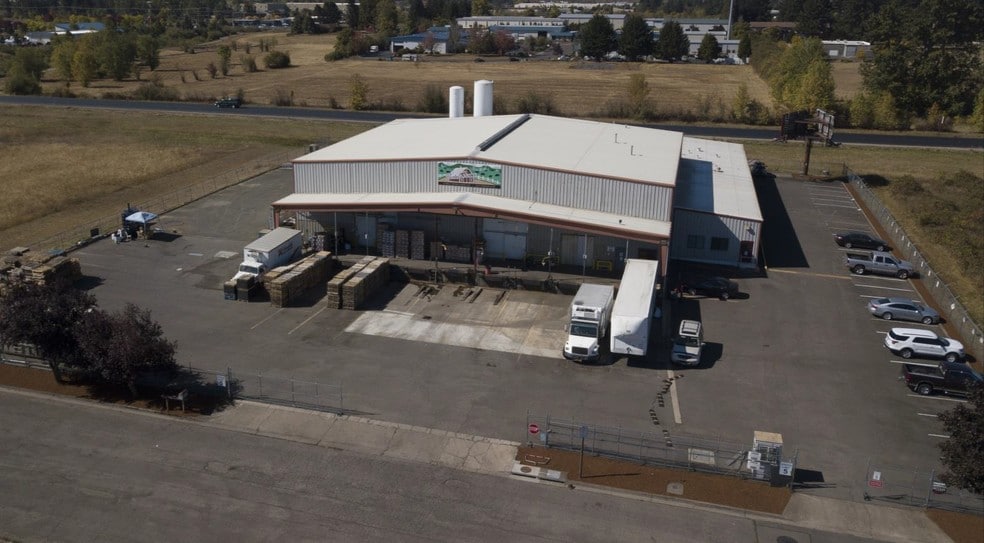 706 Oscar St, Eugene, OR for lease - Primary Photo - Image 1 of 14