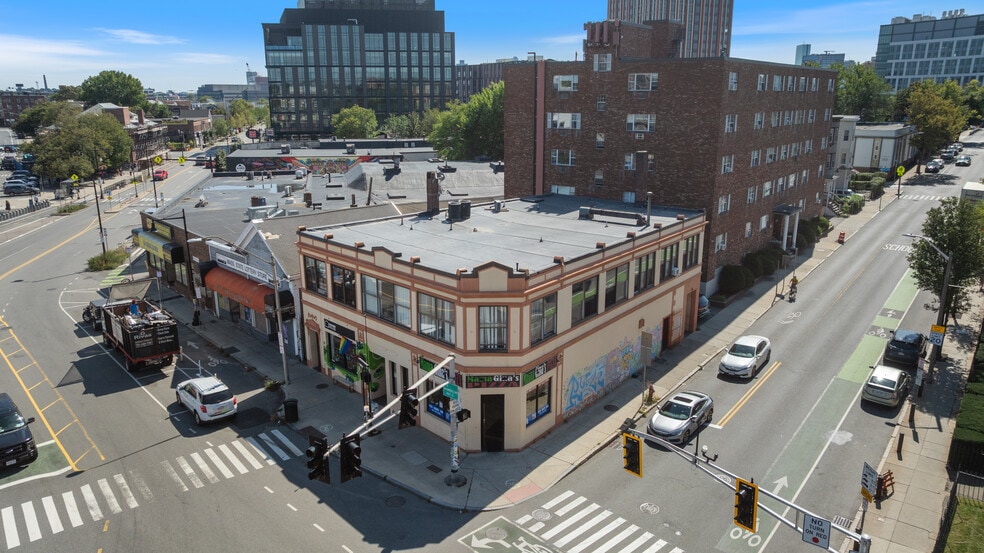 16 Union Sq, Somerville, MA for sale - Building Photo - Image 2 of 7