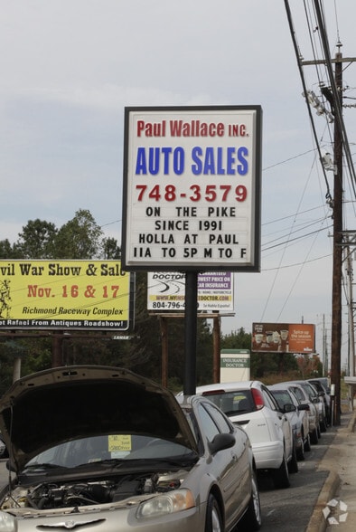 13156 Jefferson Davis Hwy, Chester, VA for sale - Building Photo - Image 3 of 4