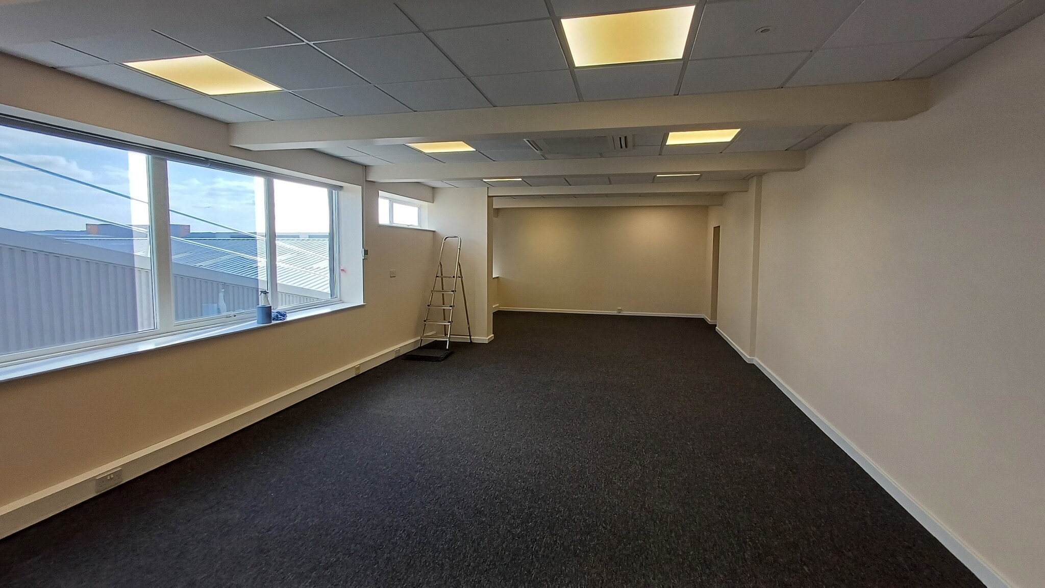 Miles Gray Rd, Basildon for lease Building Photo- Image 1 of 2