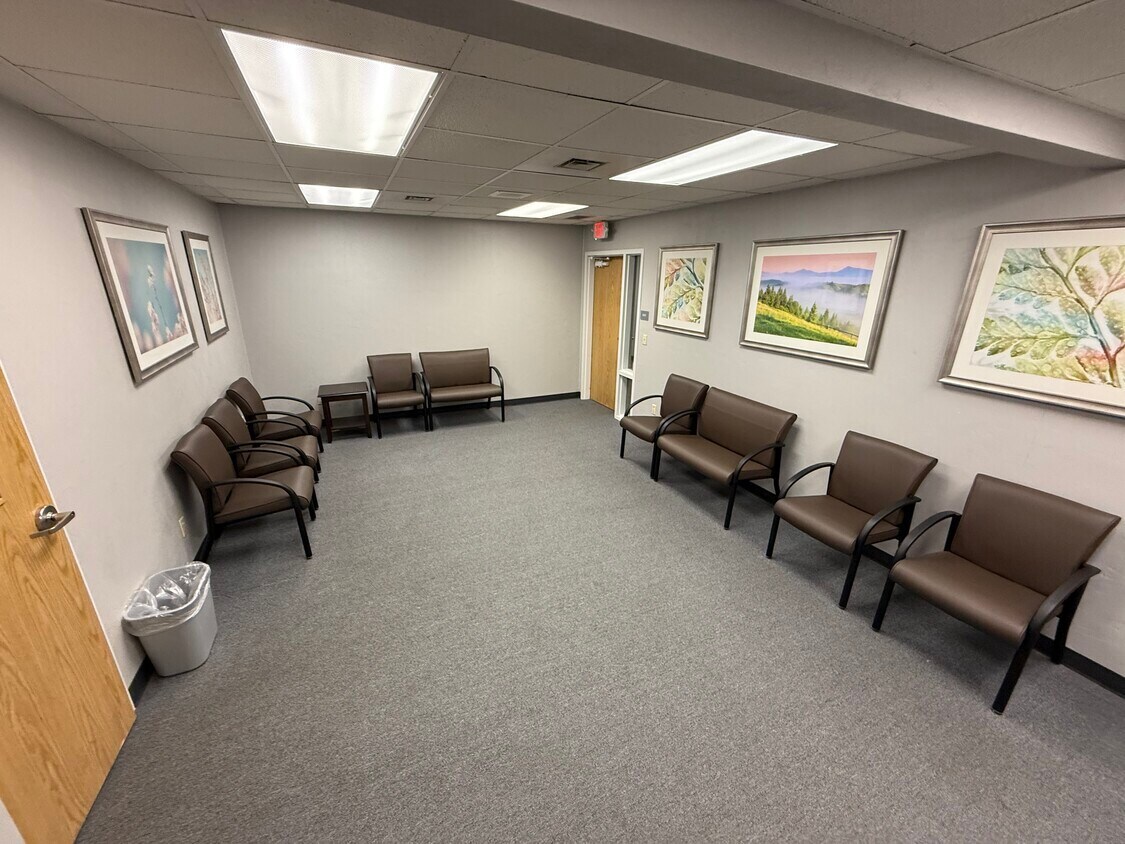 6900 NW 9th Blvd, Gainesville, FL 32605 - Unité 2 -  - Photo intérieure - Image 1 of 5