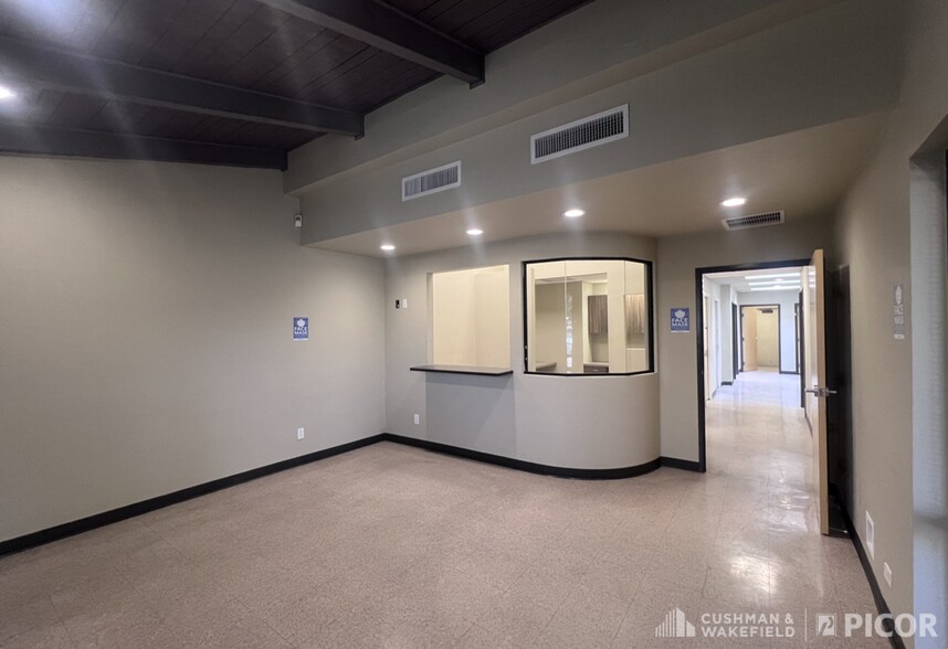 3970-3986 N Campbell Ave, Tucson, AZ à vendre - Photo du bâtiment - Image 3 de 8