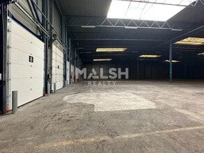 Flex in Corbas for lease Interior Photo- Image 2 of 7