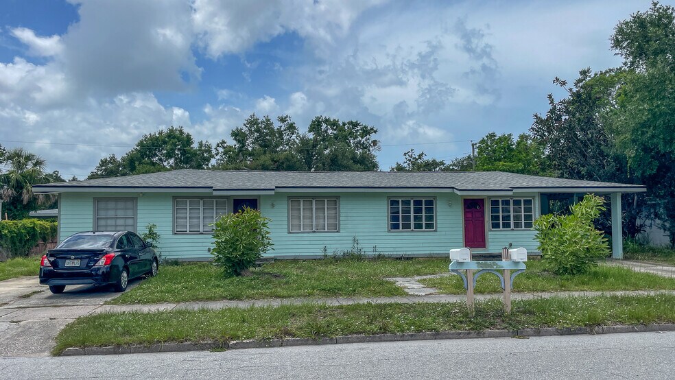 2050 10th St, Sarasota, FL à vendre - Photo du bâtiment - Image 3 de 12