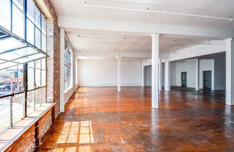 937-939 S Maple Ave, Los Angeles, CA à louer - Photo du bâtiment - Image 3 de 10